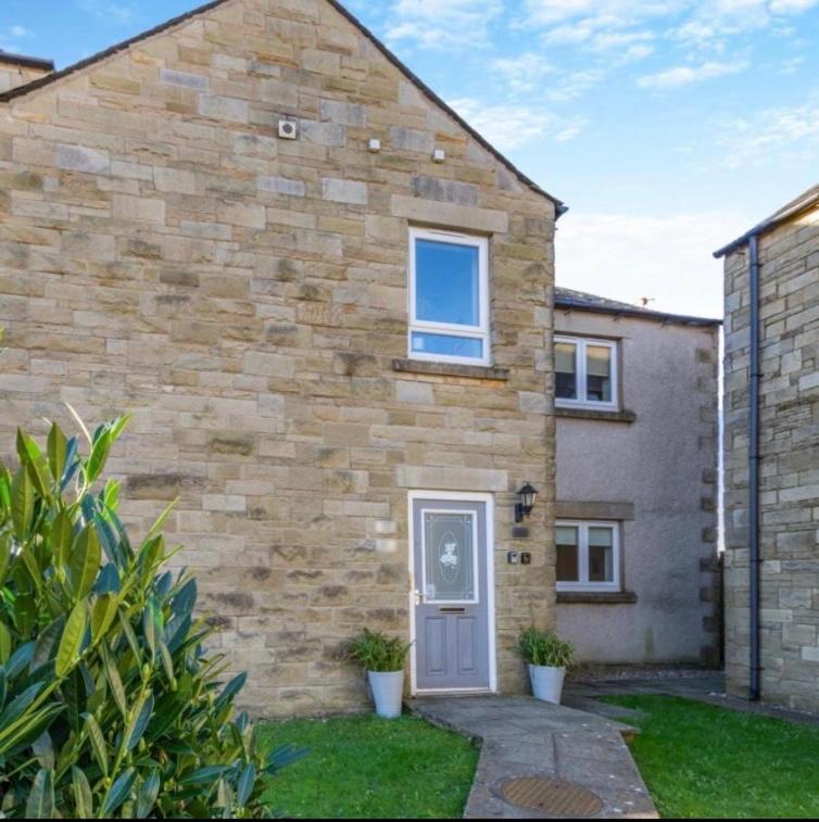 Ingledale Apartment, Ingleton, Yorkshire Dales National Park, Famous Three Peaks, Near The Lake District, Pets Are Welcome Ingleton  Exteriör bild